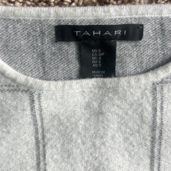 Tahari sweater - Picture 3 of 7
